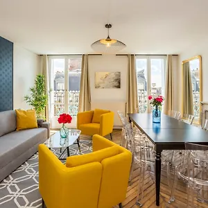 Appartement Merveil Cozy - Tilsitt - Eiffel Tower View, Paris